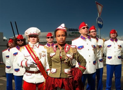 Monkey Business zahrají 